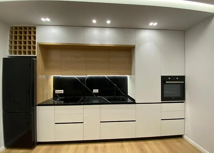 아파트 8th Floor Luxury 티라나